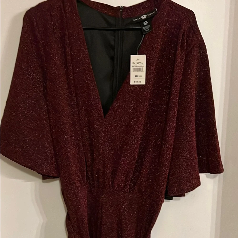 NWT Ashley Stewart Red Flutter Sleeve V- Friday event sale today’s sale price 🌺 - Picture 9 of 11
